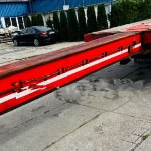 foto 28m/40t lade teleskop ADR 3achsen Tieflader Sattelauflieger Bodex