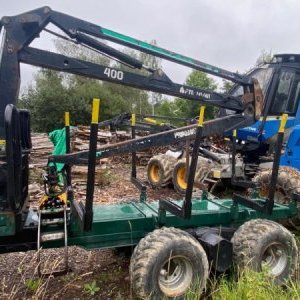 foto 5.45t lade 4.5t/5m3 forwarder kette+passe 8x8 wald 9.95t forst ENTRACON Delaware