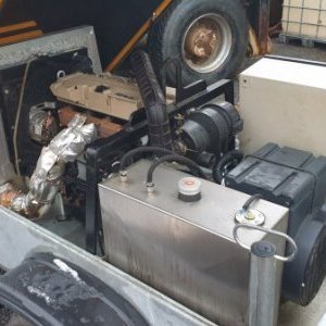 foto 400V Agregat diesel anhanger mit platen